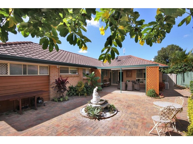 1 Marcus Way, Mudgeeraba QLD 4213