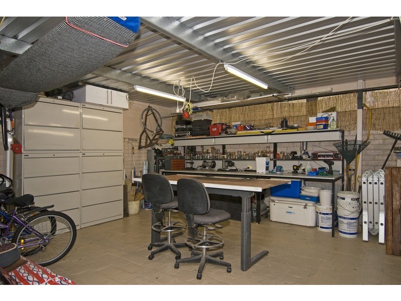 4 Santa Cruz Boulevard, Clear Island Waters QLD 4226