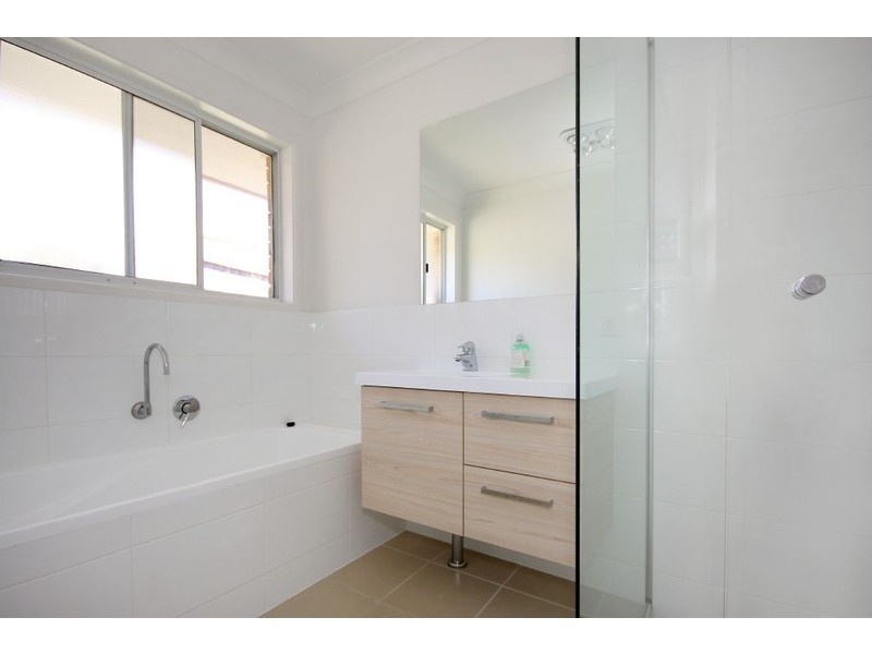 14 Moonbeam Parade, Mudgeeraba QLD 4213