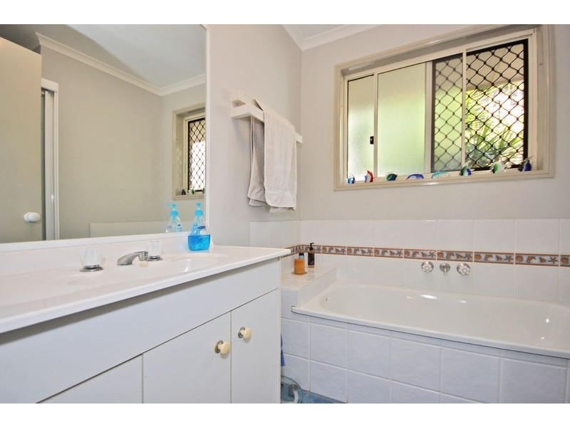 5 Haylett Ct, Mudgeeraba QLD 4213