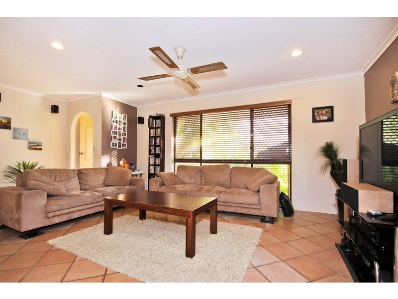 16 Constellation Crescent, Mudgeeraba QLD 4213