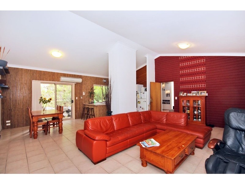 27 Waters Road, Bonogin QLD 4213