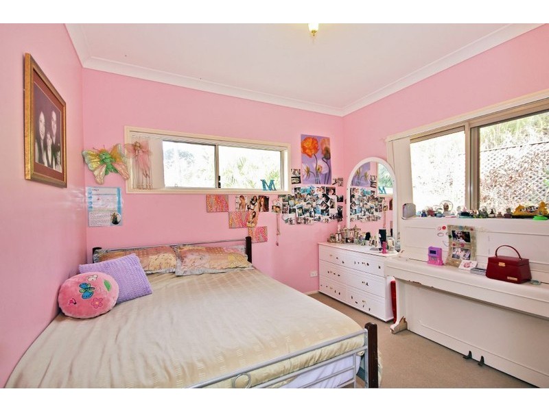 27 Waters Road, Bonogin QLD 4213