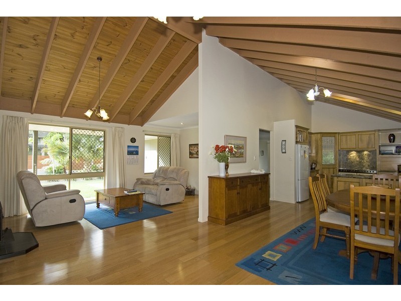 39 Charles Kurz Drive, Worongary QLD 4213