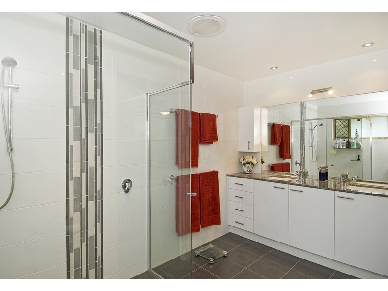 39 Charles Kurz Drive, Worongary QLD 4213