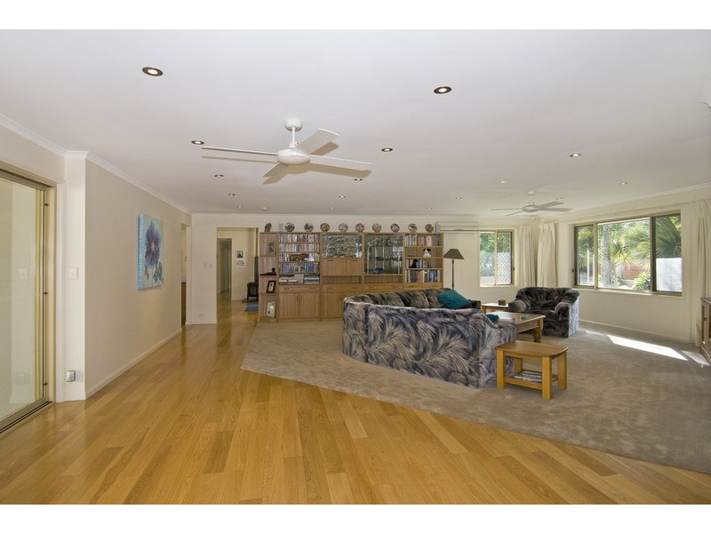 39 Charles Kurz Drive, Worongary QLD 4213