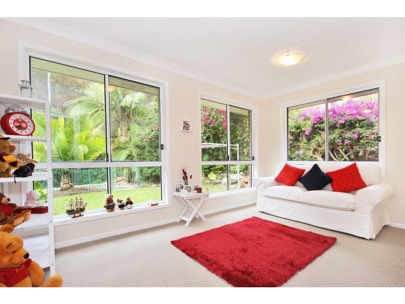 10 Carol Anne Ct, Bonogin QLD 4213
