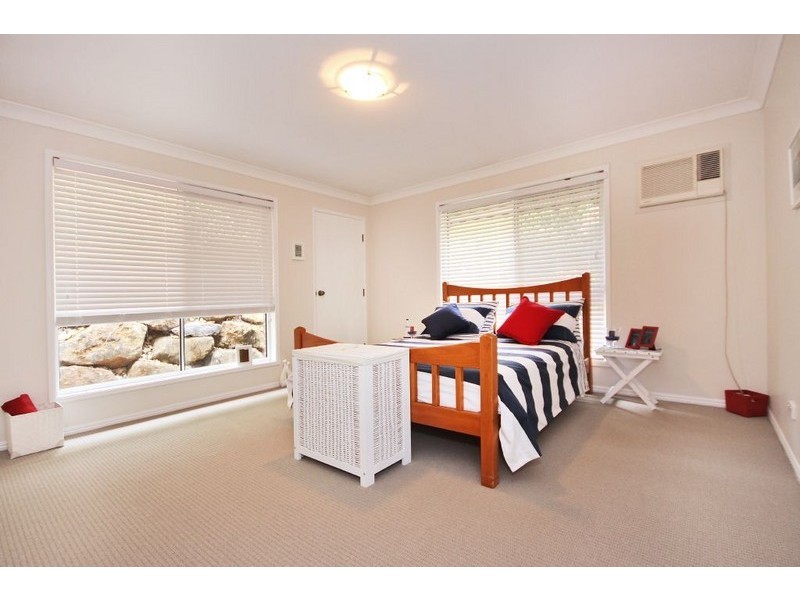 10 Carol Anne Ct, Bonogin QLD 4213