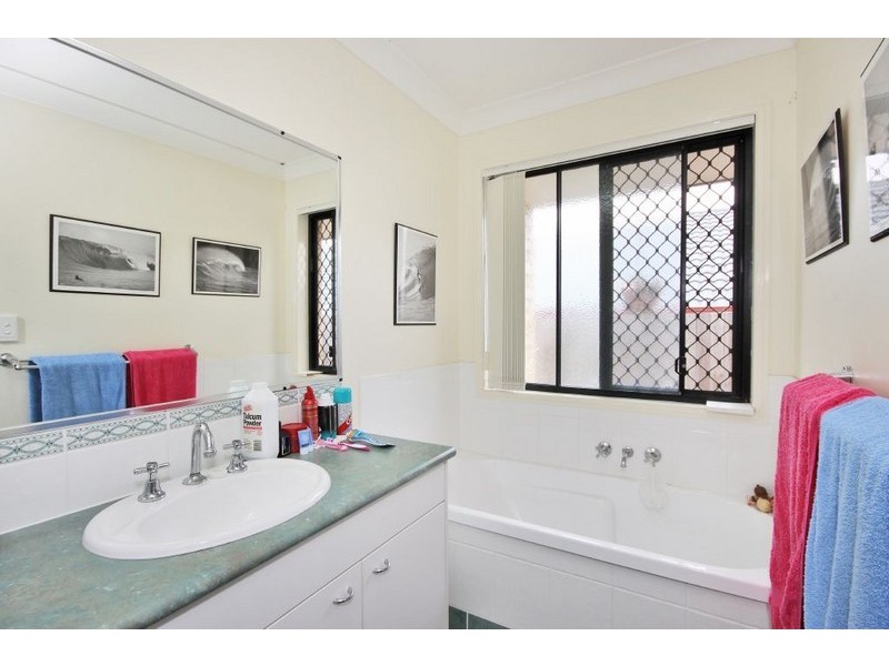 53 Merrilaine Crescent, Merrimac QLD 4226