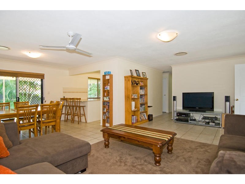 3 Lexington Drive, Worongary QLD 4213