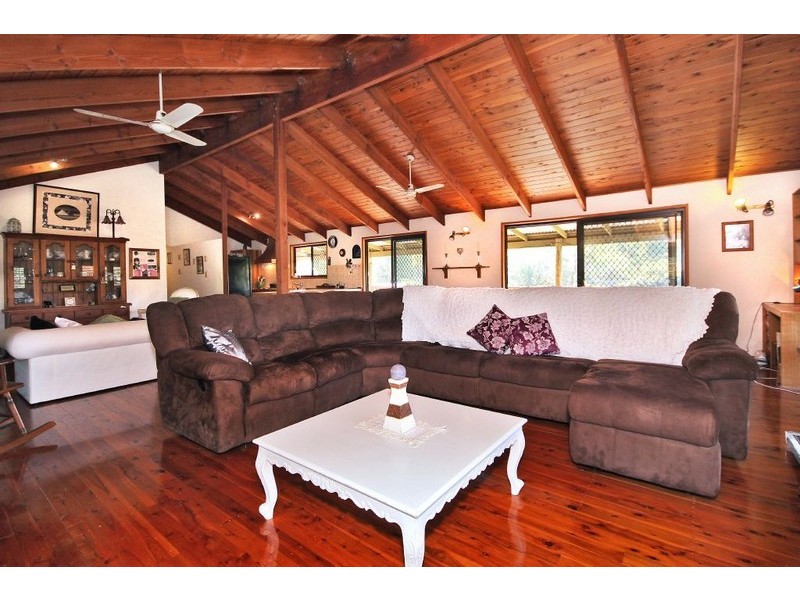 69 Julie Way, Mudgeeraba QLD 4213