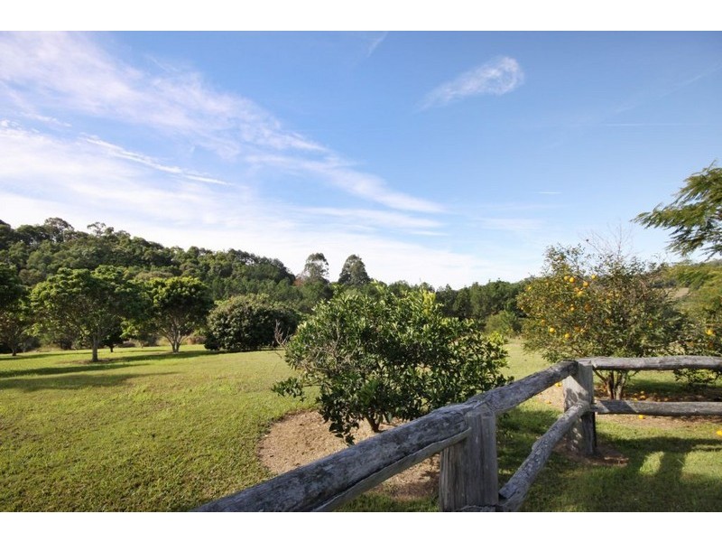 69 Julie Way, Mudgeeraba QLD 4213