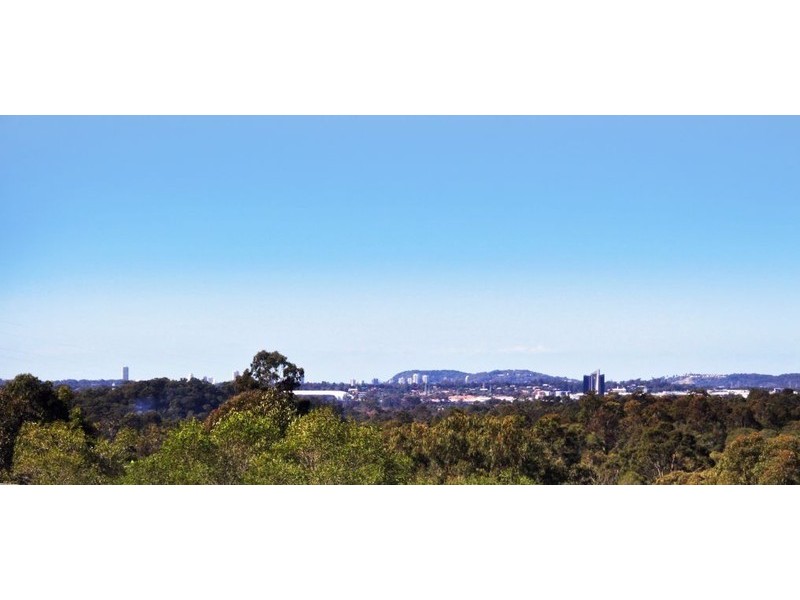 13 Brixton Ct, Tallai QLD 4213