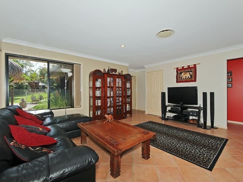 42-44 Parkmeadows Ct, Bonogin QLD 4213