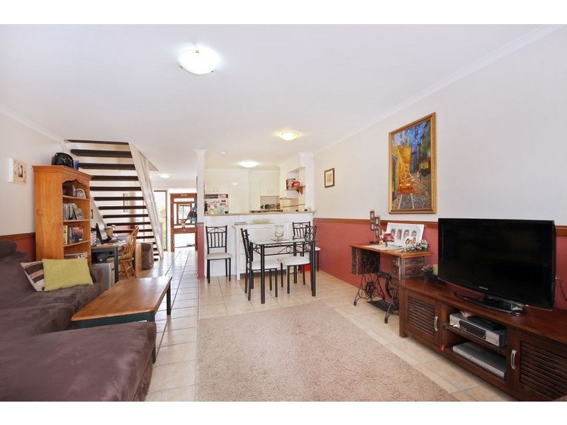 49/84 Lawrence Drive, Nerang QLD 4211