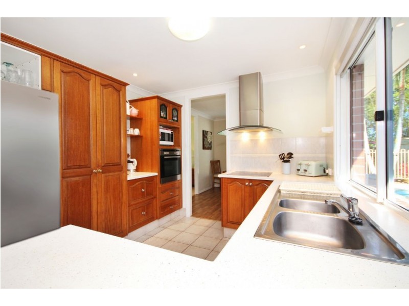 1 Swagman Ct, Mudgeeraba QLD 4213