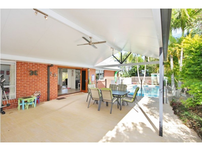 1 Swagman Ct, Mudgeeraba QLD 4213