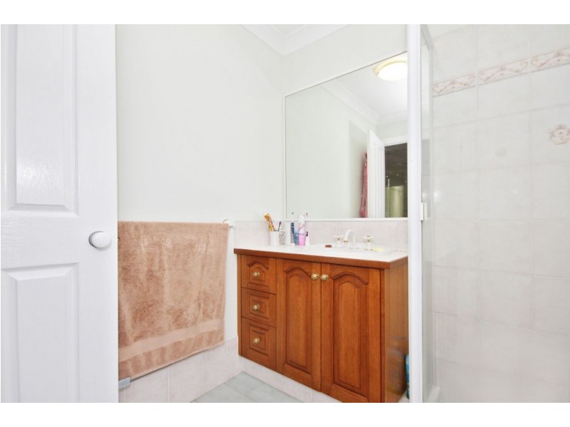 1 Swagman Ct, Mudgeeraba QLD 4213