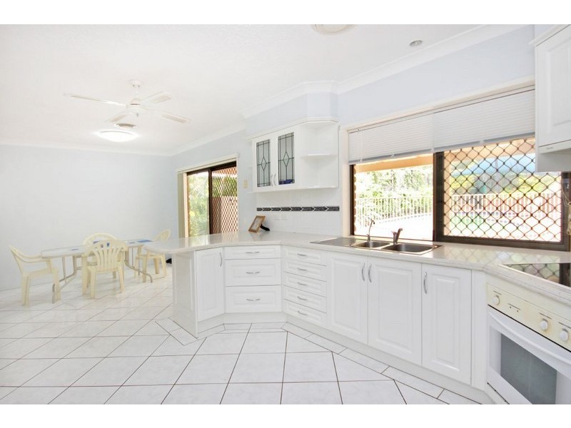 9 Bagan Court, Mudgeeraba QLD 4213
