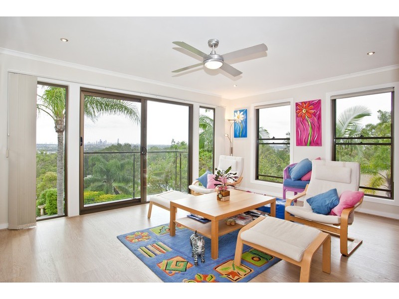 35 Quambone St, Worongary QLD 4213