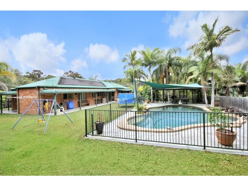 53 Harry Mills Drive, Worongary QLD 4213