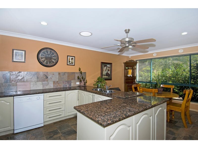 23 Wiltshire Drive, Mudgeeraba QLD 4213