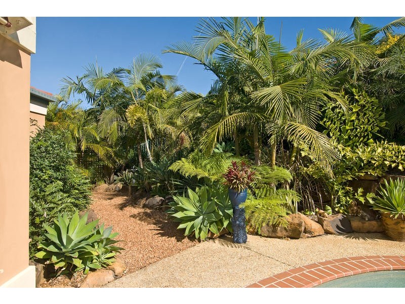 23 Wiltshire Drive, Mudgeeraba QLD 4213