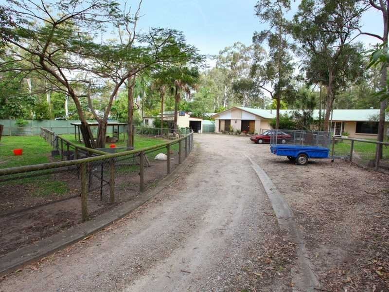 14 Tallai Road, Tallai QLD 4213