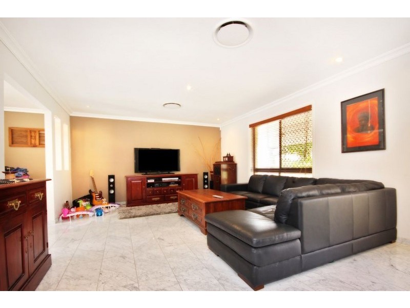 1 Atomi Place, Mudgeeraba QLD 4213