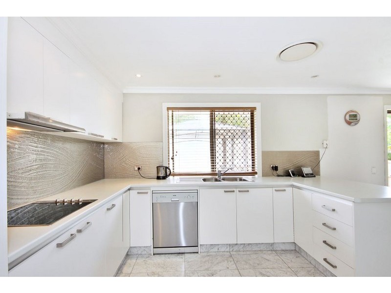 1 Atomi Place, Mudgeeraba QLD 4213