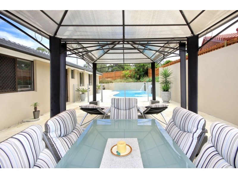 1 Atomi Place, Mudgeeraba QLD 4213