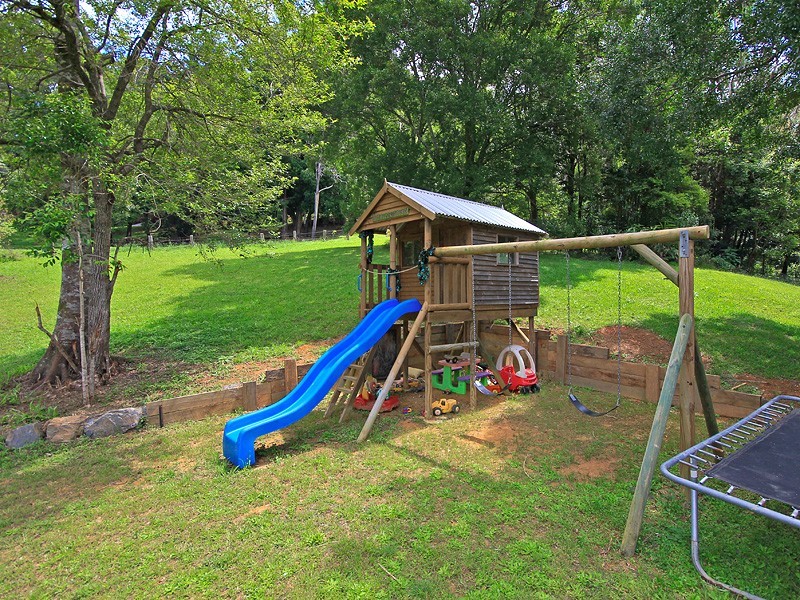 97 Waters Road, Bonogin QLD 4213