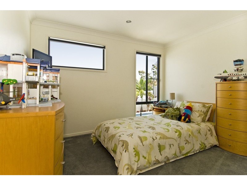 12 Marriott Way, Highland Park QLD 4211