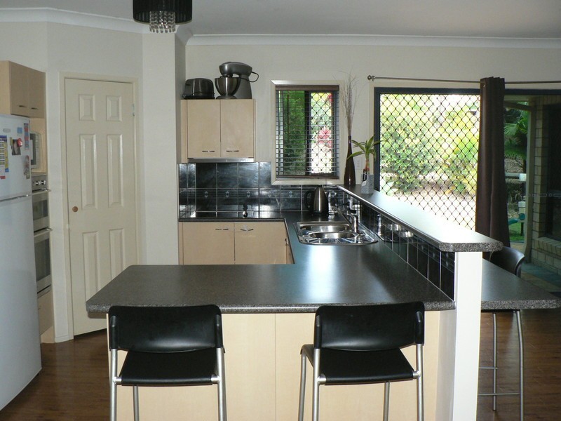 25 Nature Valley Court, Tallai QLD 4213