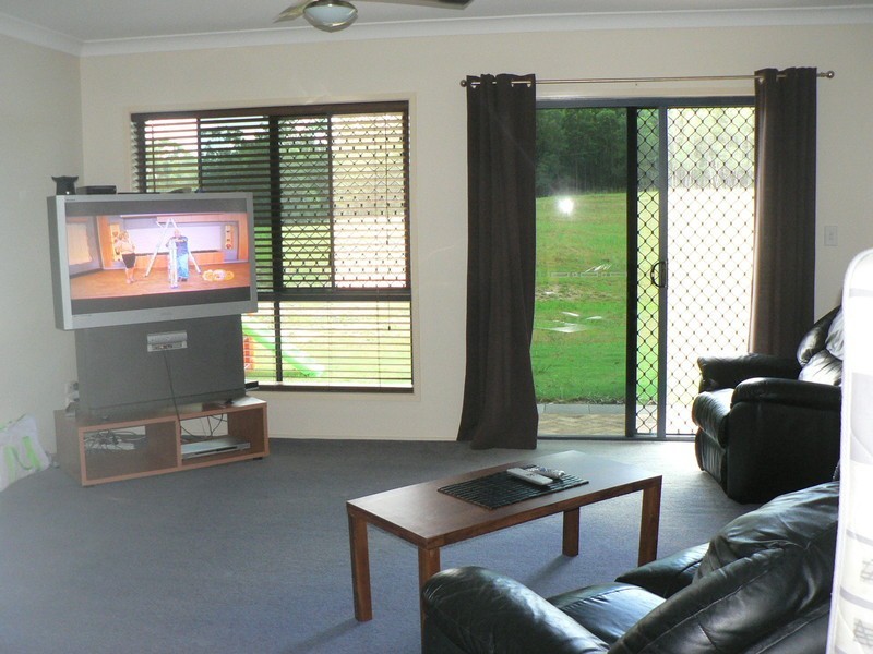 25 Nature Valley Court, Tallai QLD 4213