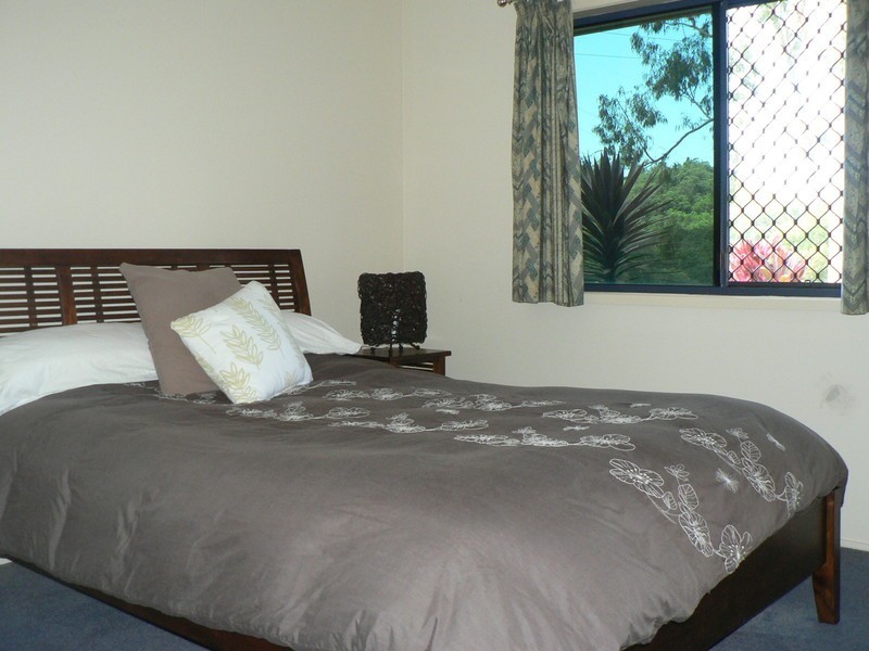 25 Nature Valley Court, Tallai QLD 4213