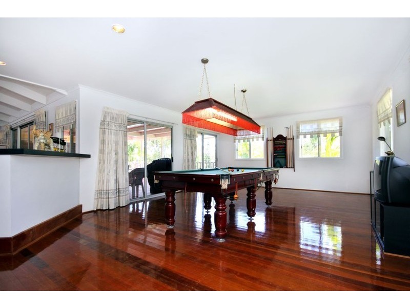 28 Viscount Drive, Tallai QLD 4213