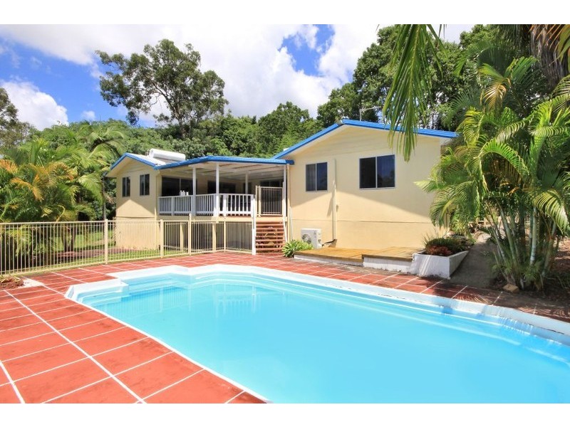 28 Viscount Drive, Tallai QLD 4213