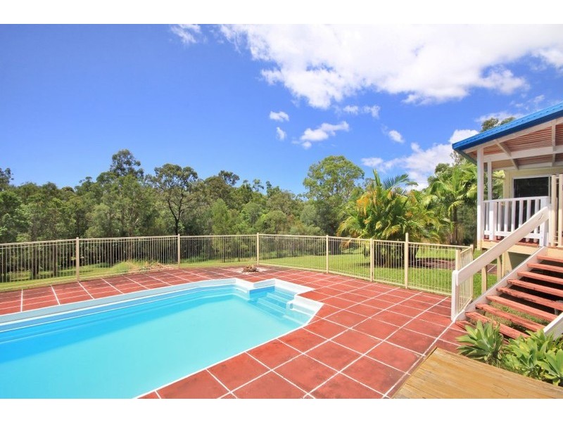 28 Viscount Drive, Tallai QLD 4213