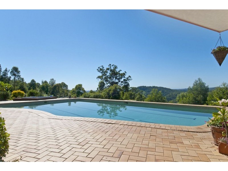 43 Shuttlewood Ct, Bonogin QLD 4213