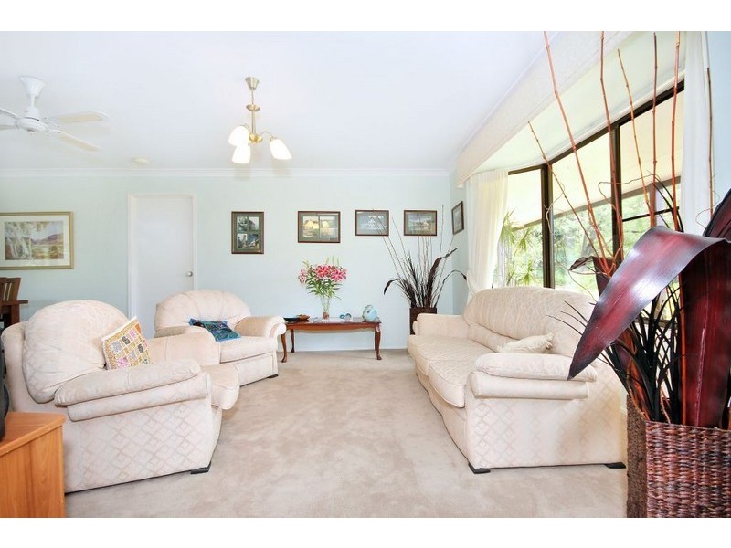 8 Wallaby Drive, Mudgeeraba QLD 4213