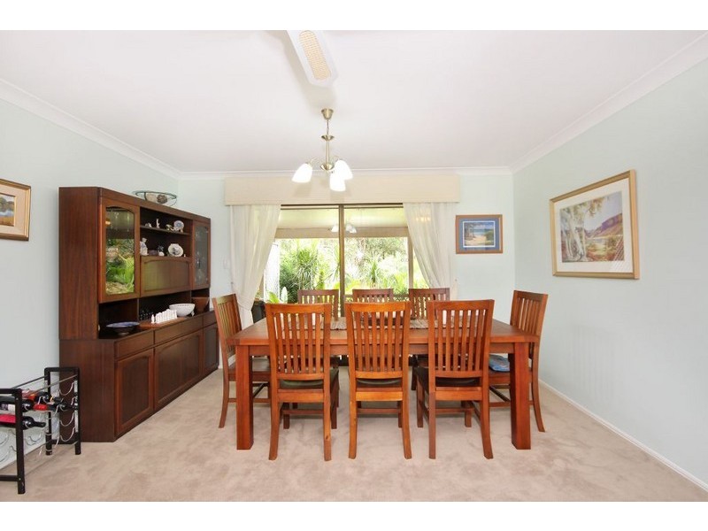 8 Wallaby Drive, Mudgeeraba QLD 4213