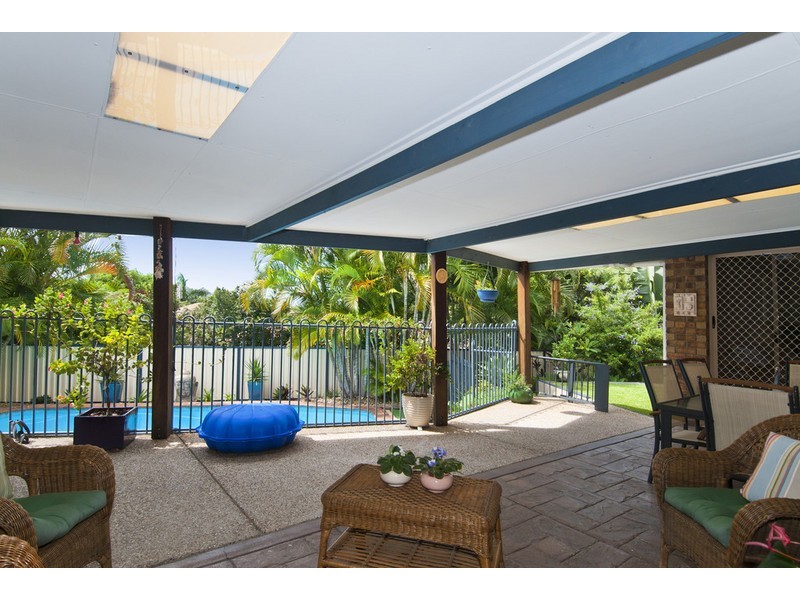 8 Holterman Ct, Mudgeeraba QLD 4213