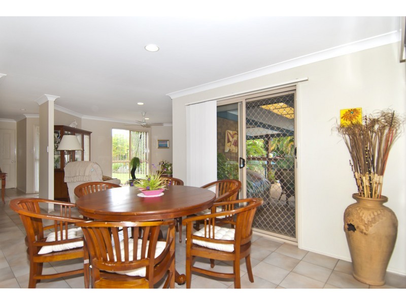8 Holterman Ct, Mudgeeraba QLD 4213