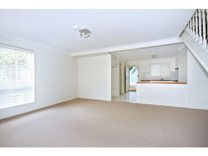 4/11 Railway Street, Mudgeeraba QLD 4213