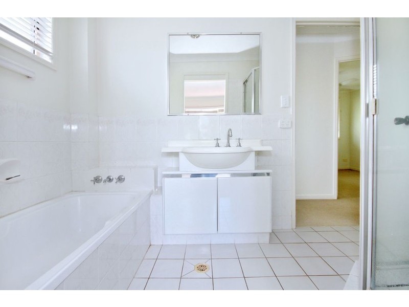 4/11 Railway Street, Mudgeeraba QLD 4213