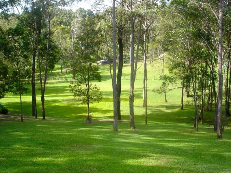 303 San Fernando Drive, Worongary QLD 4213