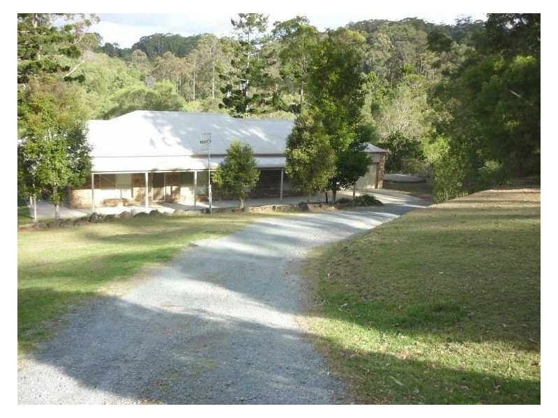 92 Waters Road, Bonogin QLD 4213