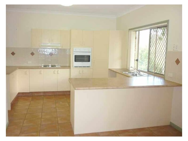 92 Waters Road, Bonogin QLD 4213