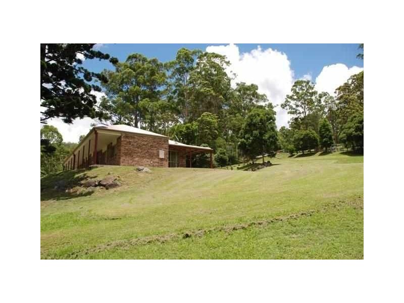 92 Waters Road, Bonogin QLD 4213